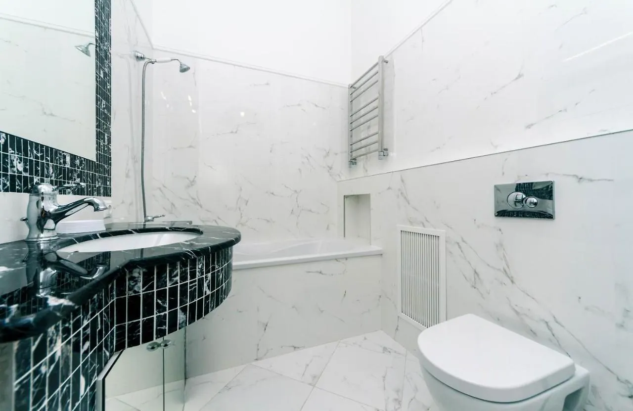 Luxury Beatiful Apartment On Pyshkinska Street Kiev 0*,  Oekraïne
