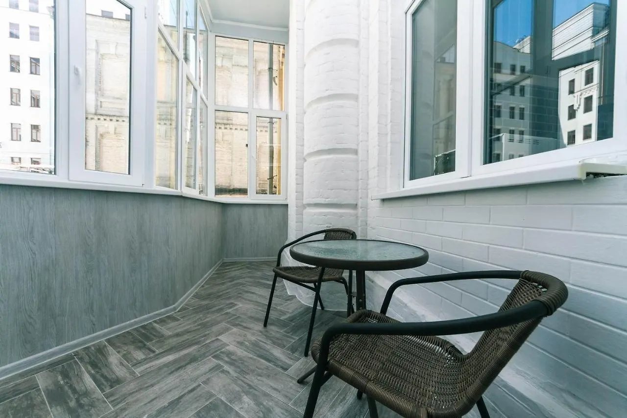 Luxury Beatiful Apartment On Pyshkinska Street Kyiv